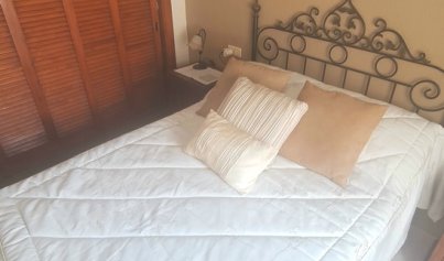 Resale - Villa -
Villamartín - El Presidente
