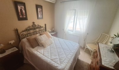 Resale - Villa -
Villamartín - El Presidente