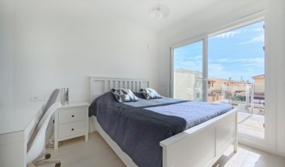 Resale - Villa -
Pilar de la Horadada