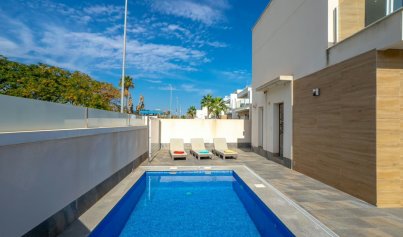 Resale - Villa -
Pilar de la Horadada
