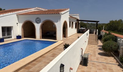 Återförsäljning - Villa -
Pinar de Campoverde