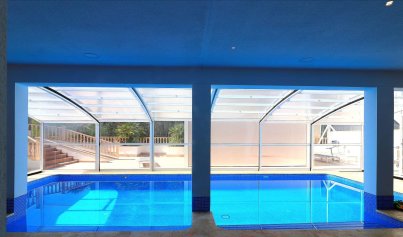 Resale - Villa -
Orihuela Costa - Campoamor