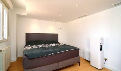 Resale - Villa -
Orihuela Costa - Campoamor