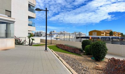 Resale - Apartment -
Orihuela Costa - La Zenia
