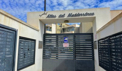 Resale - Apartment -
Orihuela Costa - La Zenia