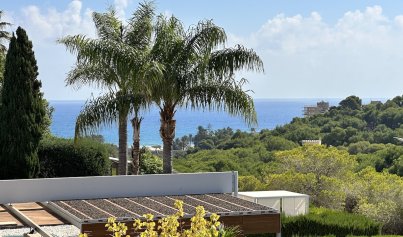 Resale - Villa -
Orihuela Costa - Dehesa de Campoamor