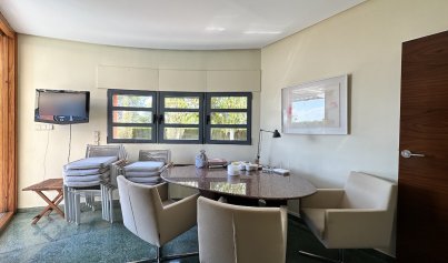 Resale - Villa -
Orihuela Costa - Dehesa de Campoamor