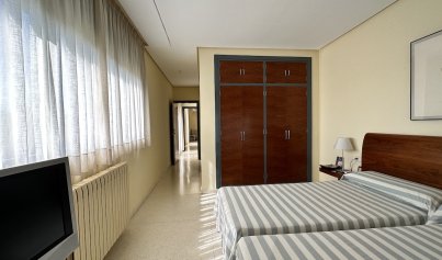 Resale - Villa -
Orihuela Costa - Dehesa de Campoamor