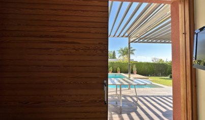 Resale - Villa -
Orihuela Costa - Dehesa de Campoamor