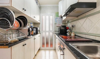 Resale - Villa -
Orihuela Costa - Villamartin