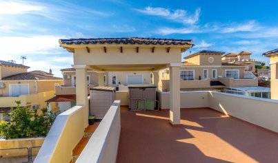 Resale - Villa -
Orihuela Costa - Villamartin