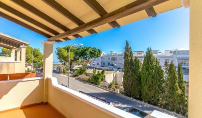 Resale - Villa -
Orihuela Costa - Villamartin