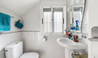 Resale - Villa -
Orihuela Costa - Villamartin