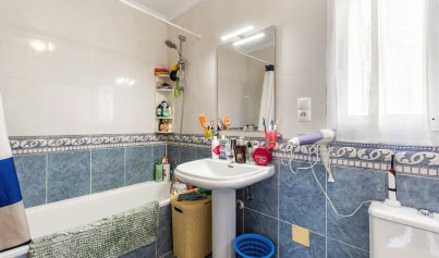 Resale - Villa -
Orihuela Costa - Villamartin