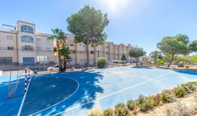 Resale - Villa -
Orihuela Costa - Villamartin