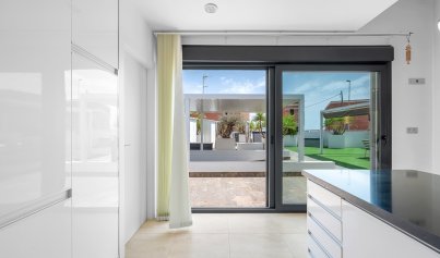 Resale - Villa -
Orihuela Costa - Villamartin