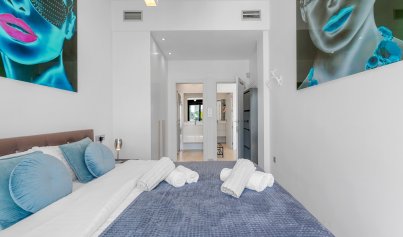 Resale - Villa -
Orihuela Costa - Villamartin