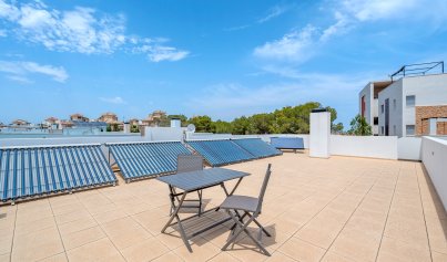 Resale - Villa -
Orihuela Costa - Villamartin