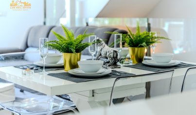 Resale - Villa -
Orihuela Costa - Villamartin