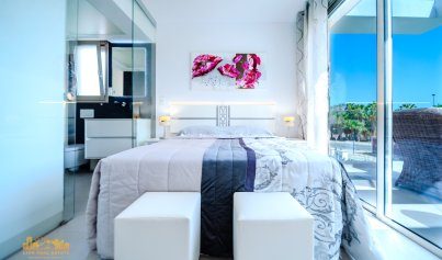 Resale - Villa -
Orihuela Costa - Villamartin