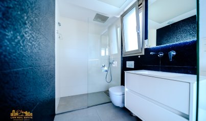 Resale - Villa -
Orihuela Costa - Villamartin