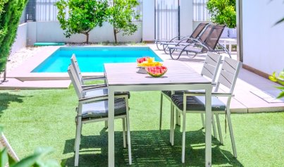 Resale - Villa -
Orihuela Costa - Villamartin