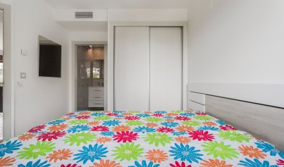 Resale - Apartment -
Orihuela Costa - La Zenia