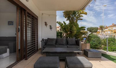 Resale - Apartment -
Orihuela Costa - La Zenia
