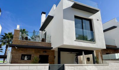 Resale - Villa -
Orihuela Costa - Lomas de Cabo Roig