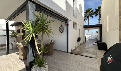 Resale - Villa -
Orihuela Costa - Lomas de Cabo Roig