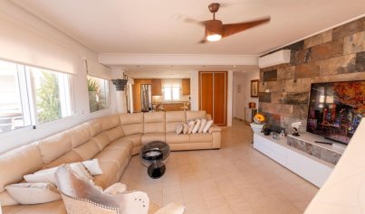 Resale - Apartment -
Orihuela Costa - Los Dolses