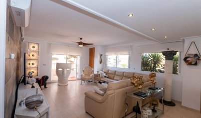 Resale - Apartment -
Orihuela Costa - Los Dolses