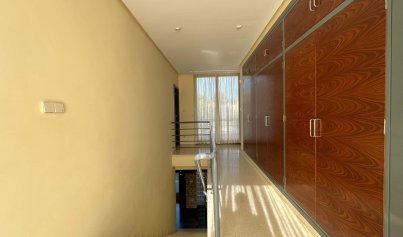 Resale - Villa -
Orihuela Costa - Dehesa de Campoamor