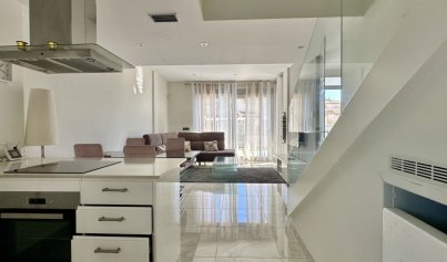Resale - Villa -
Orihuela Costa - Lomas de Cabo Roig