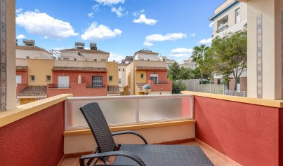 Resale - Townhouse -
Orihuela Costa - Villamartin