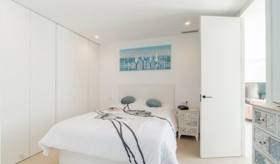 Resale - Villa -
Orihuela Costa - Villamartin Golf
