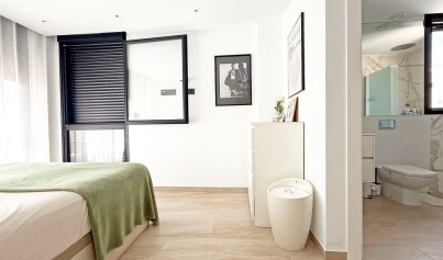 Resale - Villa -
Orihuela Costa - Villamartin