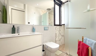 Resale - Villa -
Orihuela Costa - Villamartin