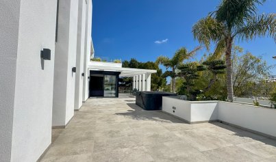 Resale - Villa -
Orihuela Costa - Villamartin
