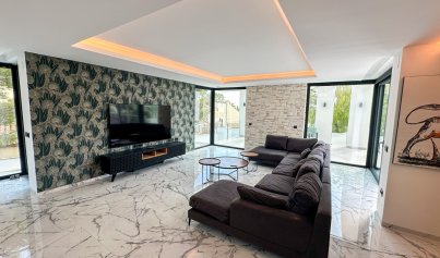 Resale - Villa -
Orihuela Costa - Villamartin