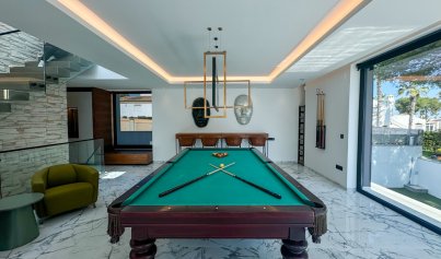 Resale - Villa -
Orihuela Costa - Villamartin