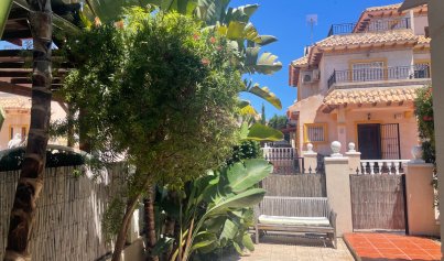 Resale - Villa -
Orihuela Costa - La Regia