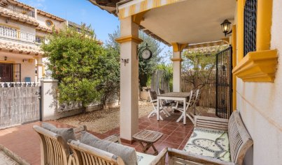 Resale - Villa -
Orihuela Costa - La Regia