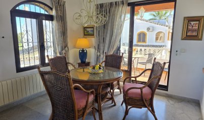 Resale - Villa -
Villamartín - Villamartin