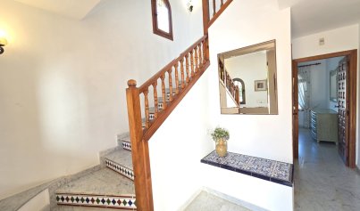 Resale - Villa -
Villamartín - Villamartin