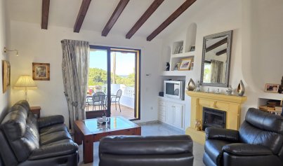 Resale - Villa -
Villamartín - Villamartin