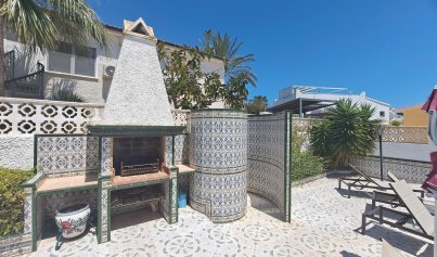Återförsäljning - Villa -
Orihuela Costa - Villamartin