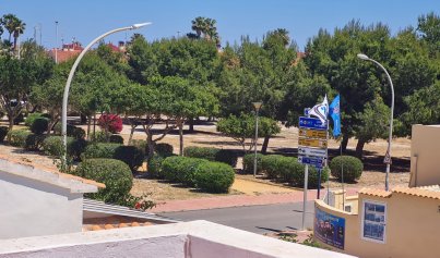 Återförsäljning - Villa -
Orihuela Costa - La Florida