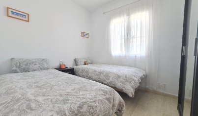 Återförsäljning - Villa -
Orihuela Costa - La Florida