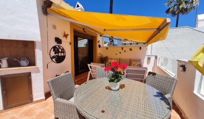 Återförsäljning - Villa -
Villamartín - Villamartin